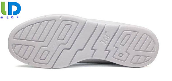 夏季如何防止PVC鞋底變色發(fā)黃？